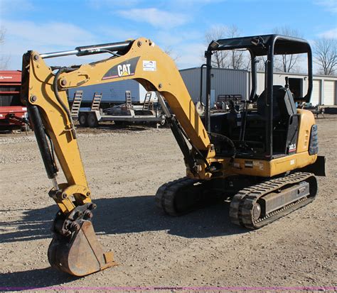 2003 cat 302.5 mini excavator|cat 302.5 mini excavator specs.